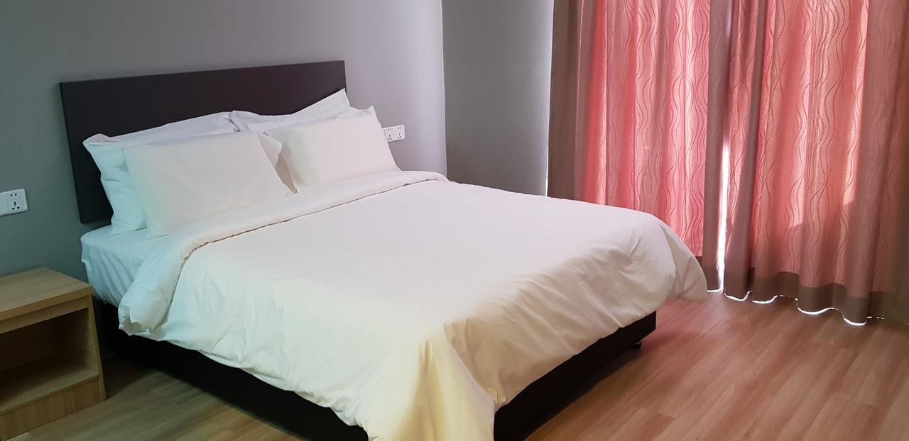 Royal Boutique Hotel シアヌークビル エクステリア 写真