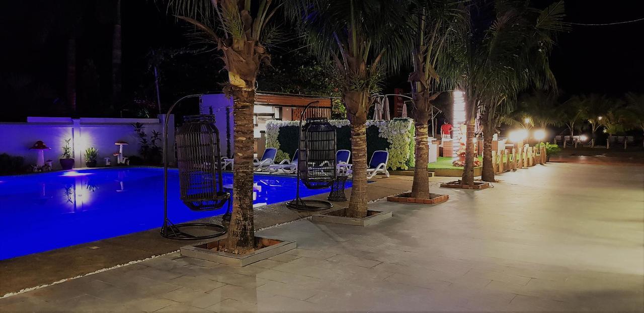 Royal Boutique Hotel シアヌークビル エクステリア 写真